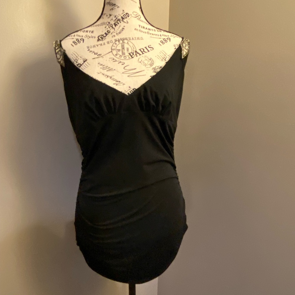 Elie Tahari black stretchy evening top size large